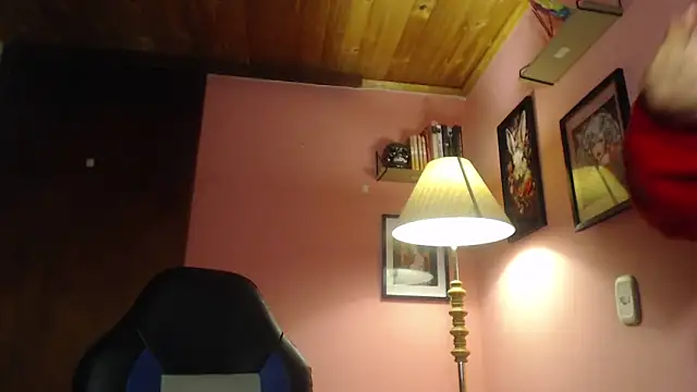 Snapshot of bunnyemilyrose36 chatting on 12, 2, 2025 bunnyemilyrose36 online show from 12, 2, 2025