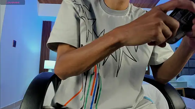 Aaron Scoot online show from 14, 1, 2025