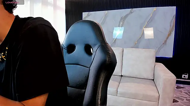 Aaron Scoot online show from 9, 3, 2026