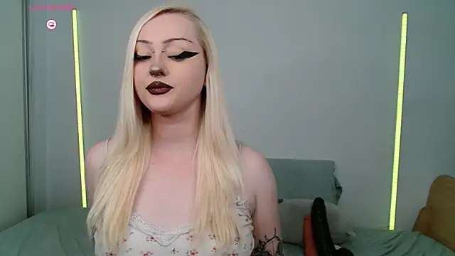 chloe levine online show from 30, 3, 2026