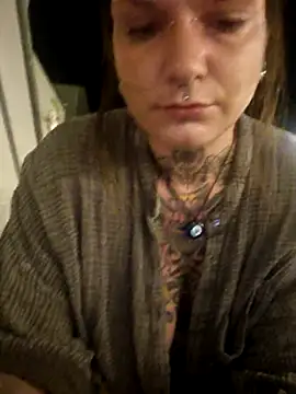 lizzardqueeen online show from 28, 9, 2025