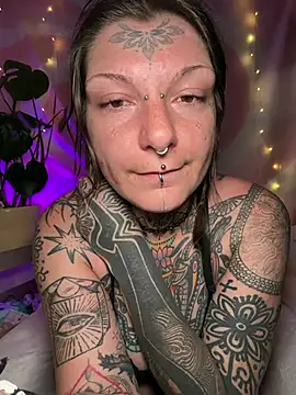 lizzardqueeen online show from 28, 3, 2026