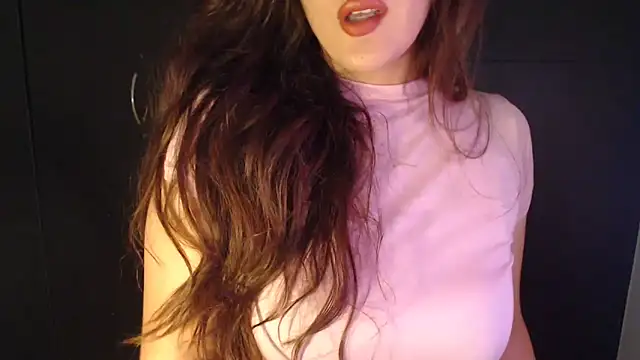 AdharaLujan online show from 18, 3, 2026