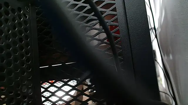 Snapshot of priselvis23 chatting on 16, 3, 2025 priselvis23 online show from 16, 3, 2025