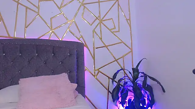 Zara47sweet online show from 3, 2, 2026