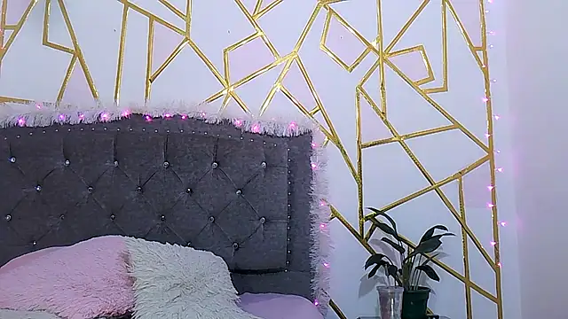 Zara47sweet online show from 19, 12, 2025