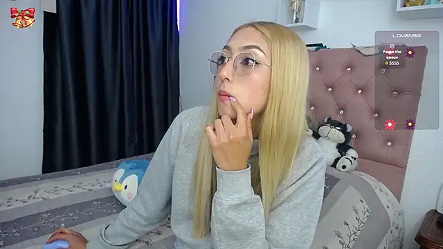 Soffy-brooks online show from 15, 12, 2025