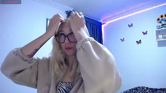 Soffy-brooks online show from 22, 4, 2026