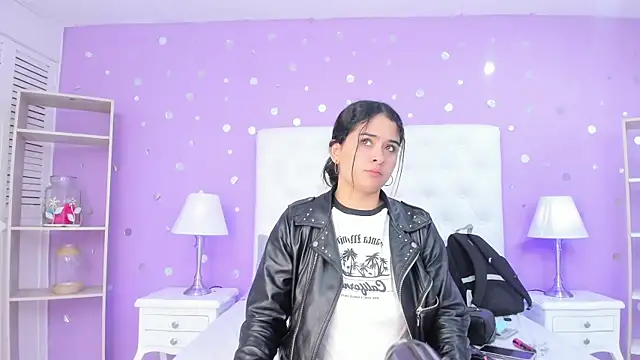 scarlette 15  online show from 29, 11, 2025