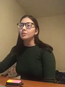 Prudie Gabriella online show from 5, 3, 2025