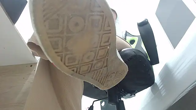 alma fenix online show from 22, 3, 2025