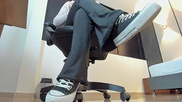 alma fenix online show from 12, 9, 2025