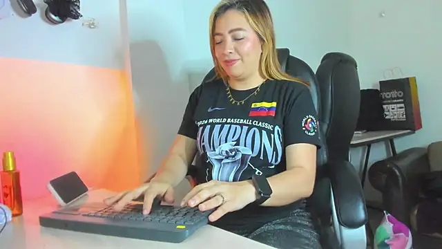 alma fenix online show from 7, 4, 2026