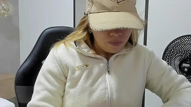 alma fenix online show from 2, 2, 2026