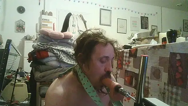 cyril020202 online show from 2, 11, 2025