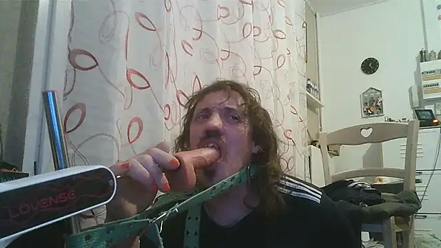 cyril020202 online show from 15, 12, 2025