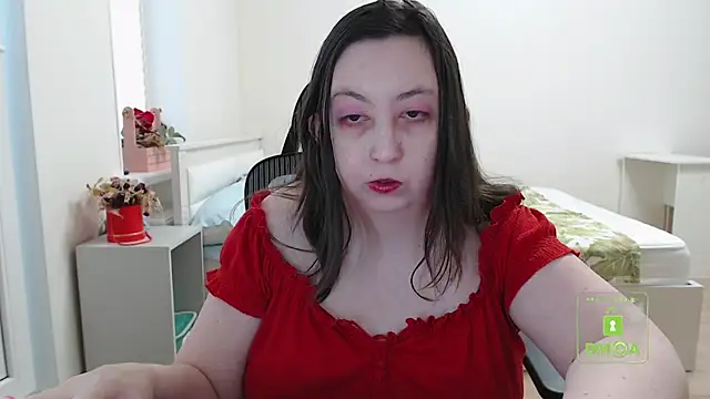 Snapshot of cute_and_hot chatting on 8, 3, 2025 cute and hot online show from 8, 3, 2025