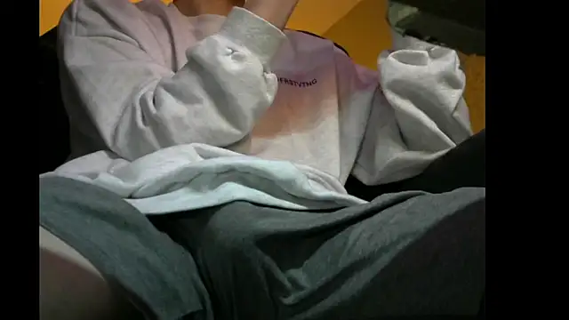 Ray175oo online show from 3, 2, 2025