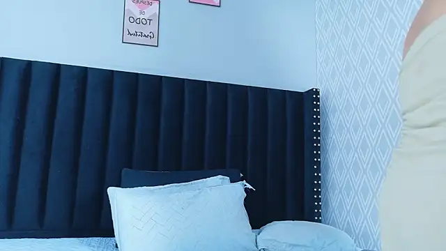 hotlatinateacher online show from 20, 2, 2026