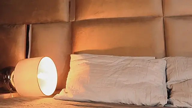 angelinepossy online show from 19, 9, 2025