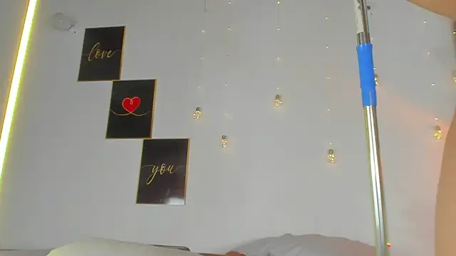 angelinepossy online show from 23, 3, 2025