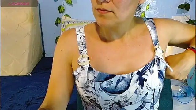 venus swet  online show from 9, 2, 2026