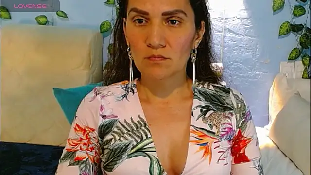 venus swet  online show from 8, 2, 2026