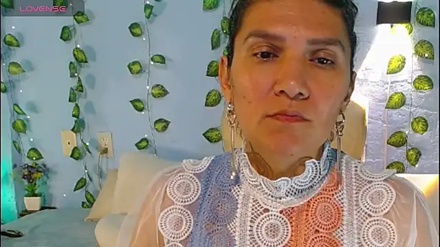 venus swet  online show from 19, 10, 2025