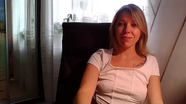 VelvetLove287 online show from 3, 2, 2026