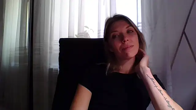 VelvetLove287 online show from 24, 11, 2025