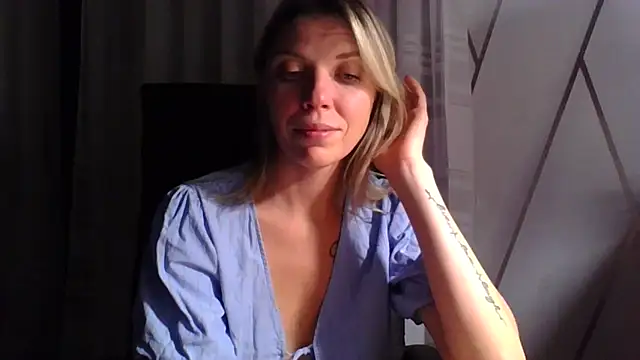 VelvetLove287 online show from 18, 10, 2025