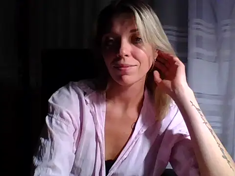 VelvetLove287 online show from 15, 9, 2025