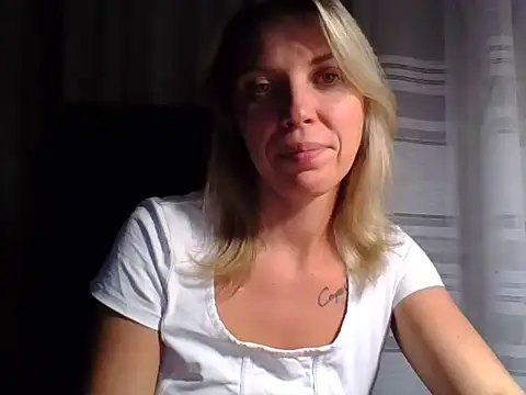 VelvetLove287 online show from 6, 10, 2025