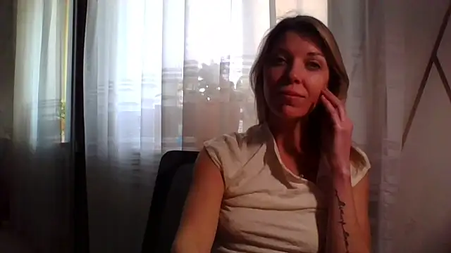 VelvetLove287 online show from 13, 4, 2026