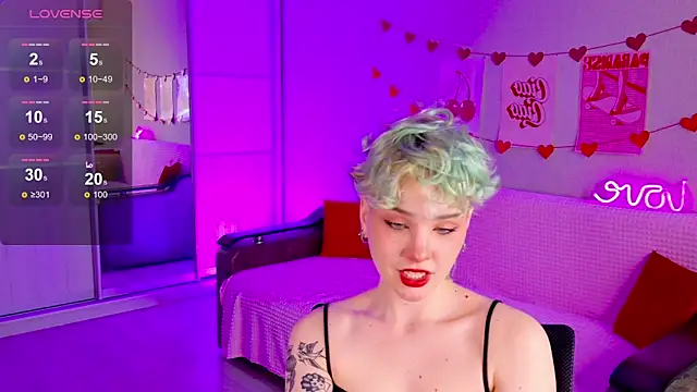 School Love online show from 20, 3, 2025