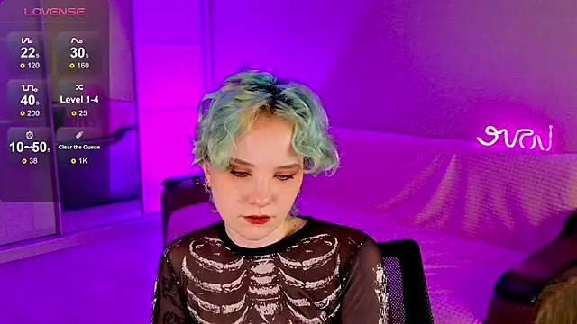 School Love online show from 9, 3, 2025