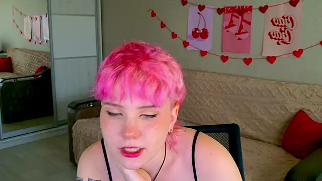 School Love online show from 14, 9, 2025