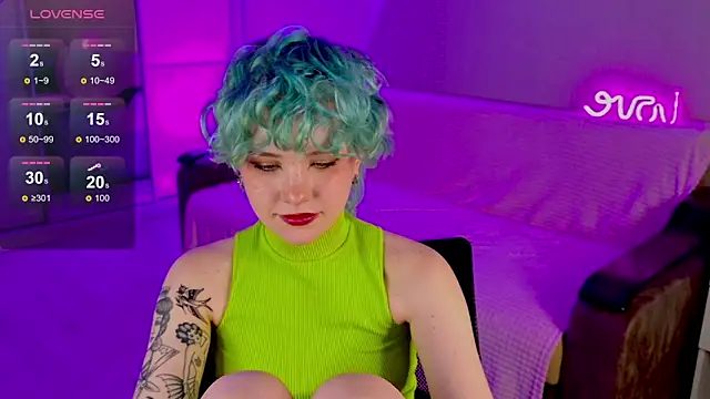 School Love online show from 24, 2, 2025