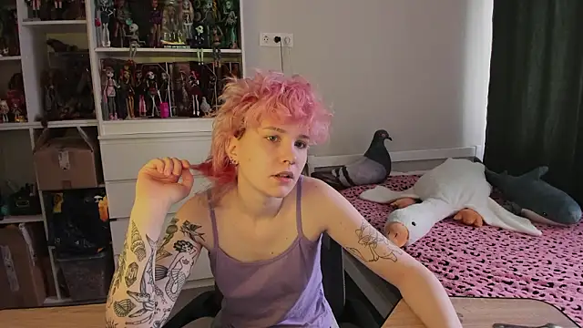 School Love online show from 19, 3, 2026