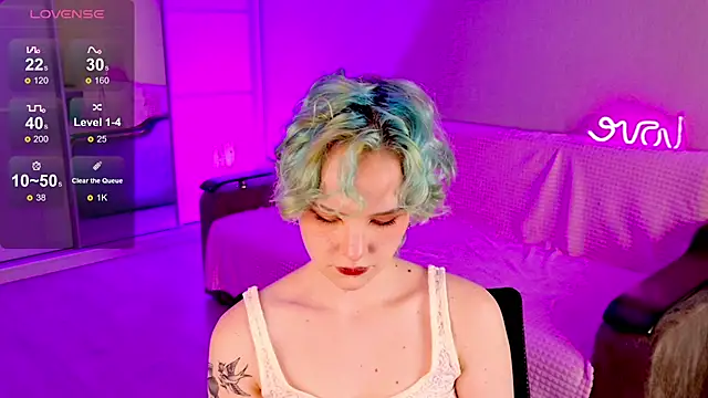 School Love online show from 10, 3, 2025