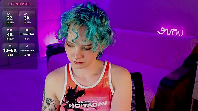 School Love online show from 17, 2, 2025