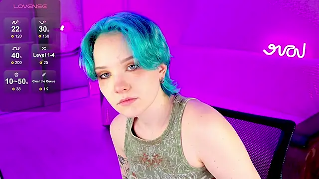 School Love online show from 5, 2, 2025