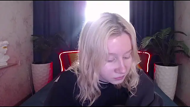 EnigmaSee online show from 17, 10, 2025