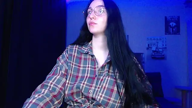 Fluffy Tiffy online show from 24, 11, 2025