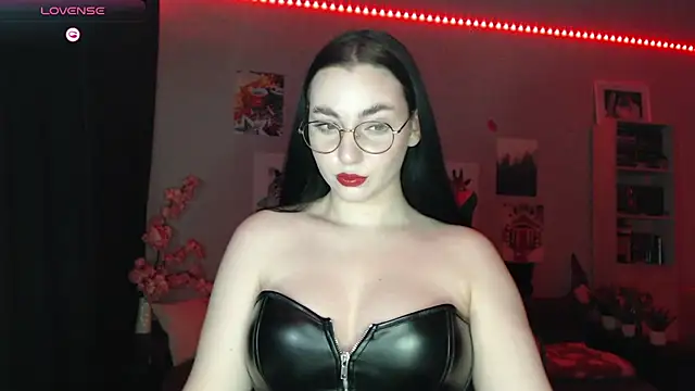 Fluffy Tiffy online show from 20, 3, 2025