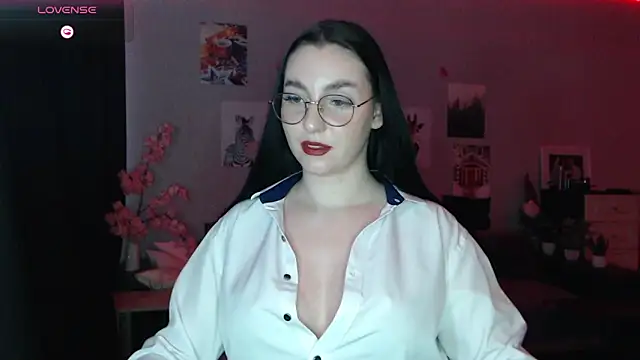 Fluffy Tiffy online show from 13, 3, 2025