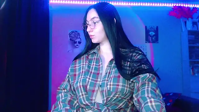 Fluffy Tiffy online show from 29, 10, 2025