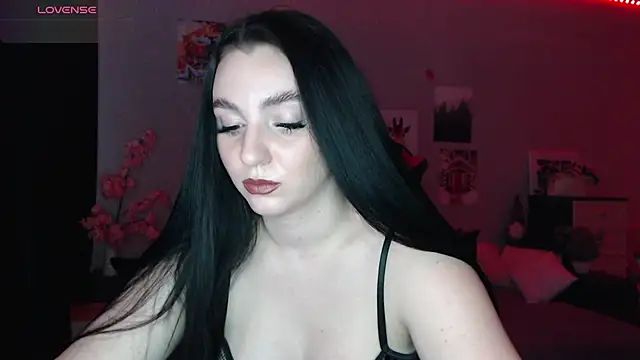 Fluffy Tiffy online show from 28, 2, 2025