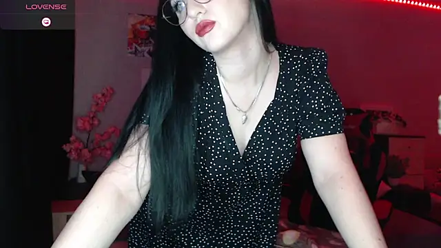 Fluffy Tiffy online show from 27, 2, 2025