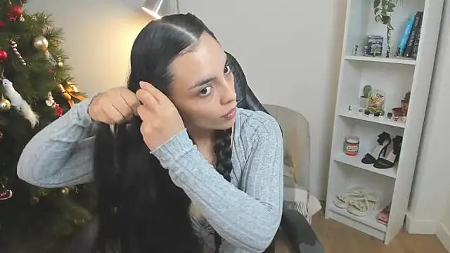  BellaEvans  online show from 18, 12, 2025